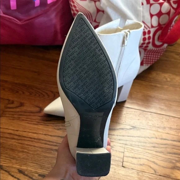 Elegant Mark Fisher Cream Ankle Boots - Size 6 - Picture 2 of 4